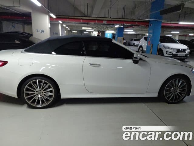 Mercedes-Benz E-Class 2022 — ფოტო 6/15