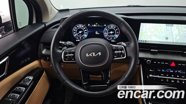Kia Carnival 2023 — Şəkil 13/20