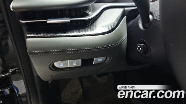 Genesis G90 2022 — ფოტო 34/35