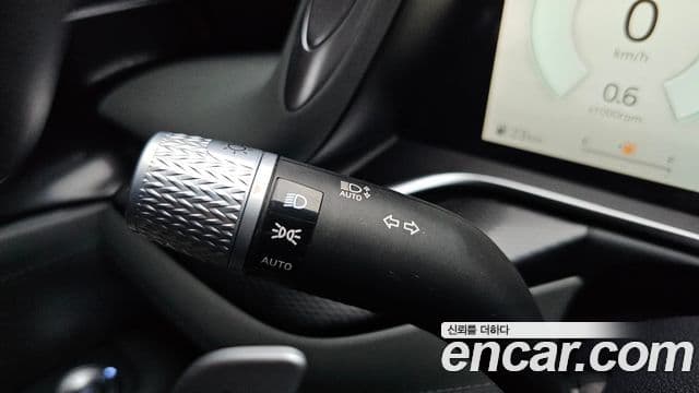 Genesis G90 2022 — ფოტო 26/35
