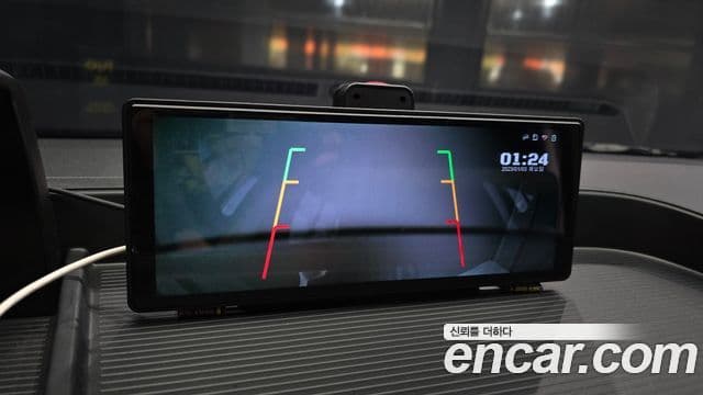 Hyundai Staria 2025 — фото 15 из 20