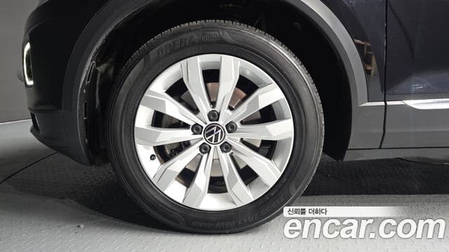 Volkswagen T-Roc 2021 — Şəkil 5/20