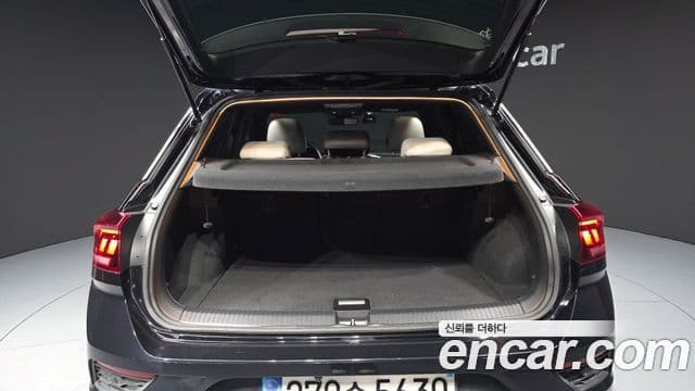 Volkswagen T-Roc 2021 — Şəkil 19/20