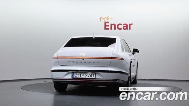 Hyundai Grandeur 2023 — Фото 4/20