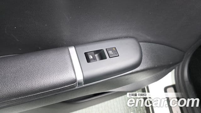 Hyundai Grandeur 2023 — Фото 18/20
