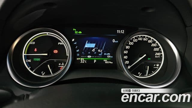 Toyota Camry 2019 — Şəkil 3/31