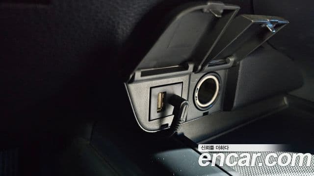 Toyota Camry 2019 — Şəkil 17/31