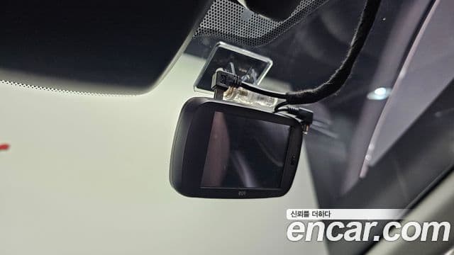 Toyota Camry 2019 — Şəkil 12/31
