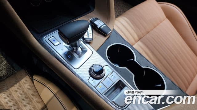 Genesis G70 2022 — Şəkil 9/20