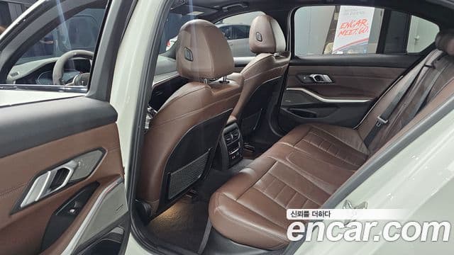BMW 3 Series 2020 — ფოტო 12/20