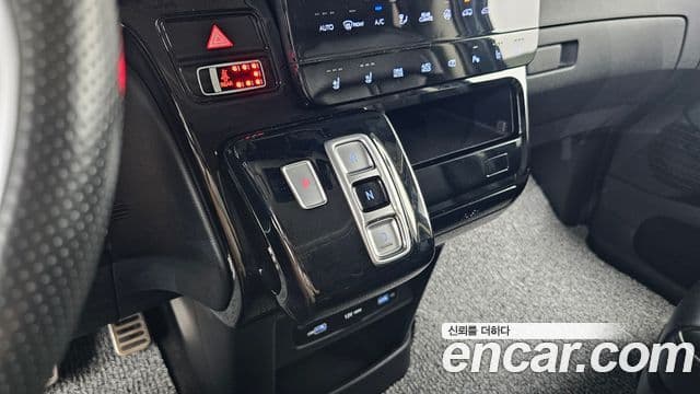 Hyundai Staria 2021 — Şəkil 9/20