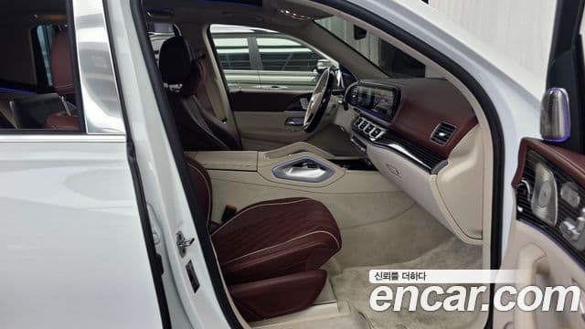 Mercedes-Benz GLS-Class 2025 — фото 11 из 20