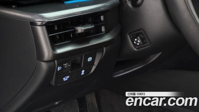 Hyundai Grandeur 2023 — ფოტო 15/20