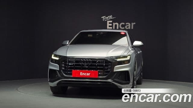 Audi Q7 2021 — Şəkil 2/20