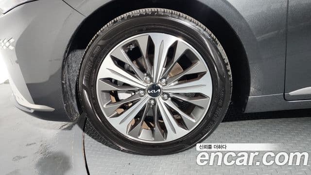 Kia K8 2022 — ფოტო 5/20