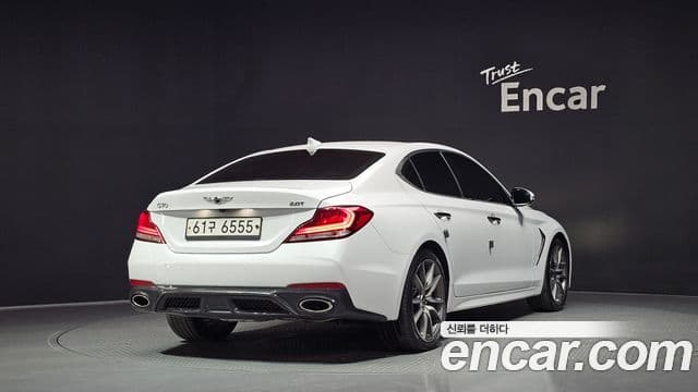 Genesis G70 2019 — фото 2 из 20