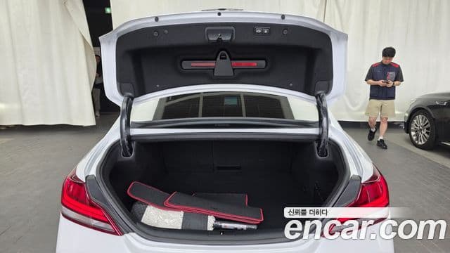 Genesis G70 2019 — Şəkil 20/20