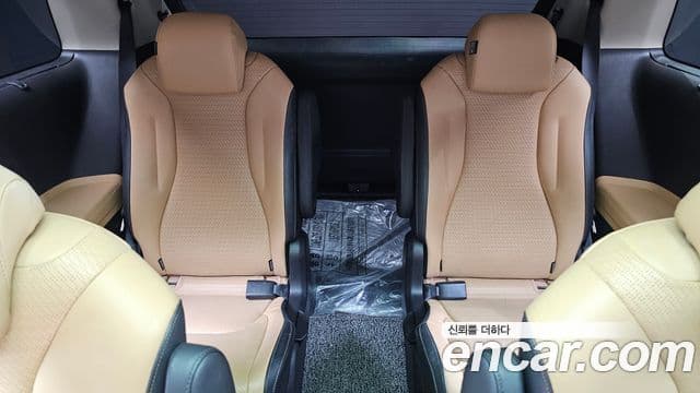 Kia Carnival 2022 — Фото 10/20