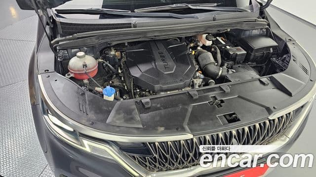 Kia Carnival 2021 — Фото 6/20
