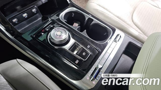 Kia Carnival 2021 — Фото 9/20
