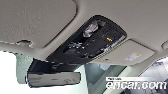 Kia Carnival 2021 — Фото 19/20