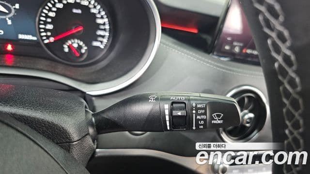 Kia Stinger 2021 — ფოტო 20/20