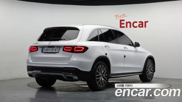 Mercedes-Benz GLC-Class 2021 — ფოტო 1/20