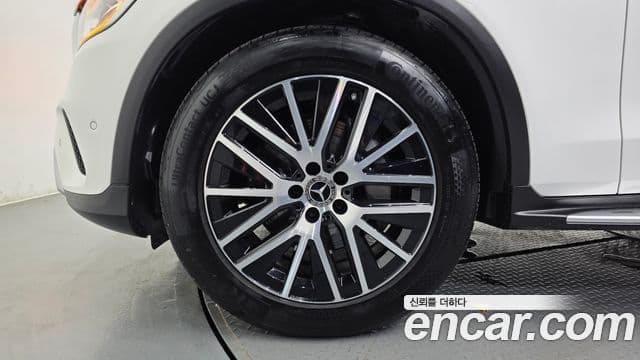 Mercedes-Benz GLC-Class 2021 — ფოტო 4/20