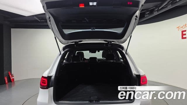 Mercedes-Benz GLC-Class 2021 — ფოტო 19/20