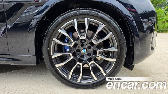 BMW X6 2024 — Photo 22/31