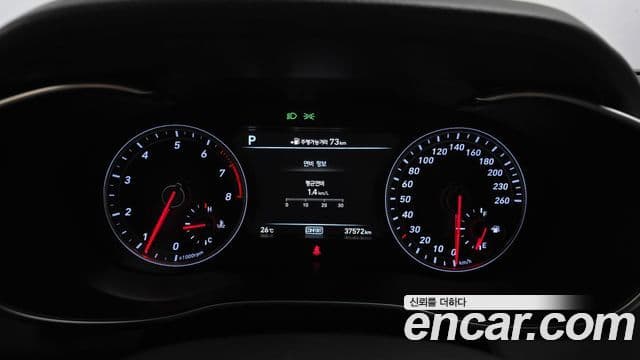 Genesis G70 2018 — ფოტო 8/20