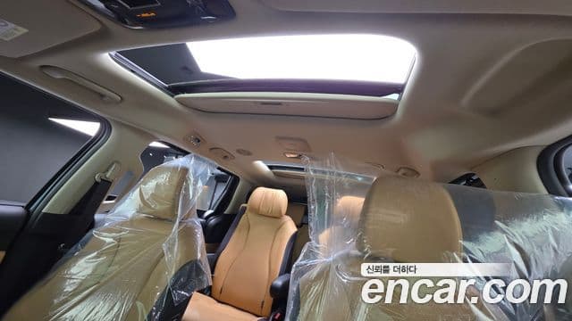Kia Carnival 2022 — Фото 11/20