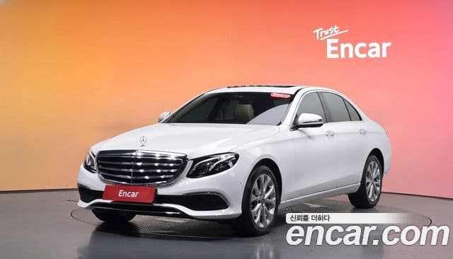 Mercedes-Benz E-Class 2019 — Şəkil 1/20