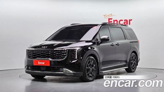 Kia Carnival 2024 — Фото 1/20