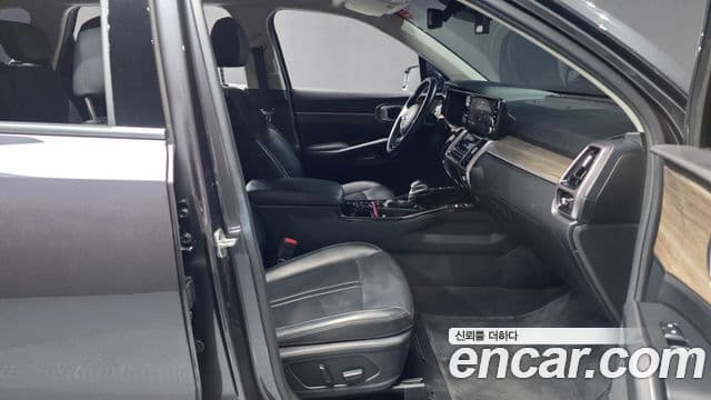 Kia Sorento 2021 — ფოტო 11/20