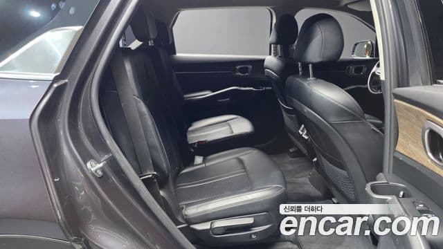 Kia Sorento 2021 — ფოტო 12/20