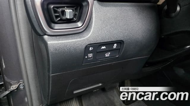 Kia Sorento 2021 — ფოტო 17/20