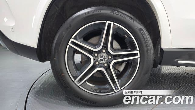 Mercedes-Benz GLE-Class 2019 — Şəkil 5/20