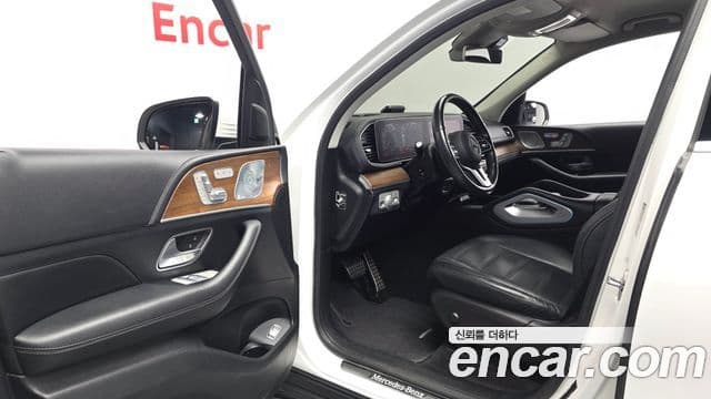 Mercedes-Benz GLE-Class 2019 — Şəkil 10/20