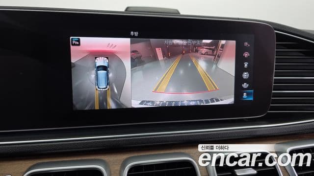 Mercedes-Benz GLE-Class 2019 — Şəkil 16/20