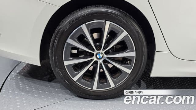 BMW 3 Series 2020 — ფოტო 5/20