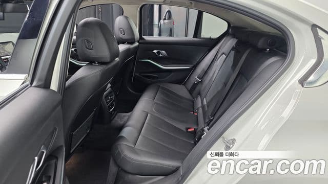 BMW 3 Series 2020 — ფოტო 12/20