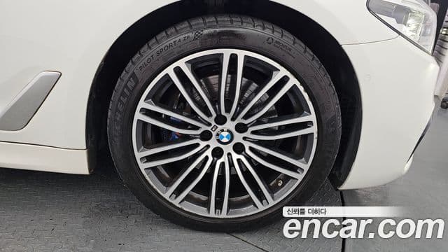 BMW 5 Series 2020 — Şəkil 5/20