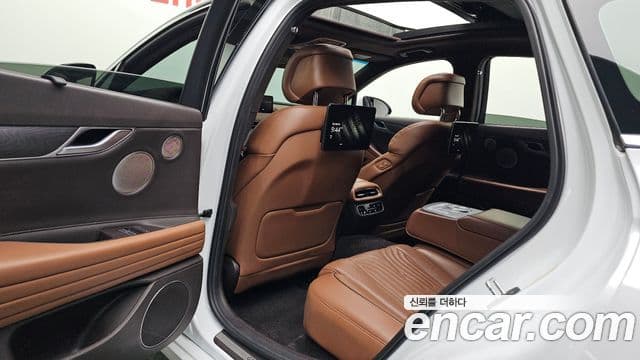 Genesis Electrified G80 2021 — фото 11 из 20