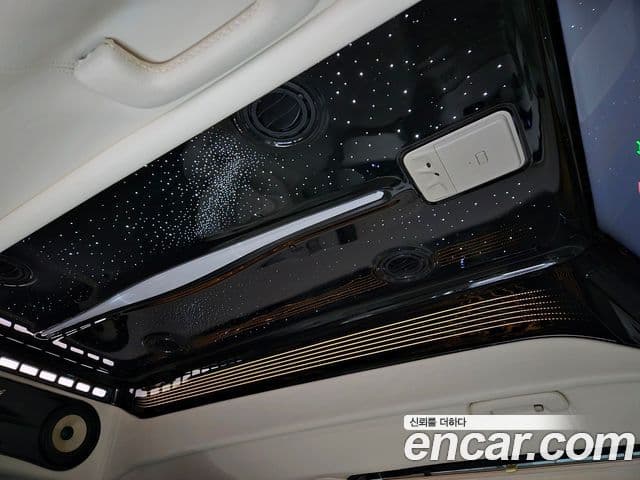 Kia Carnival 2021 — Şəkil 40/42