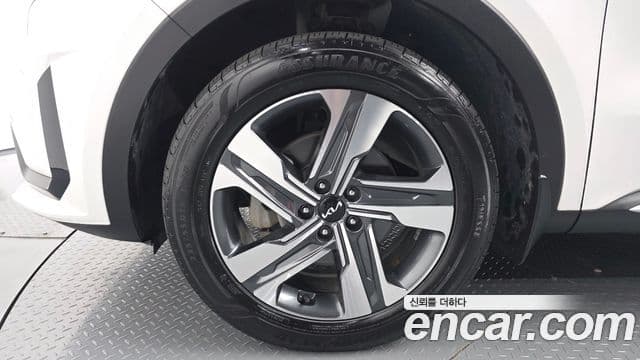 Kia Sorento 2022 — Фото 5/20