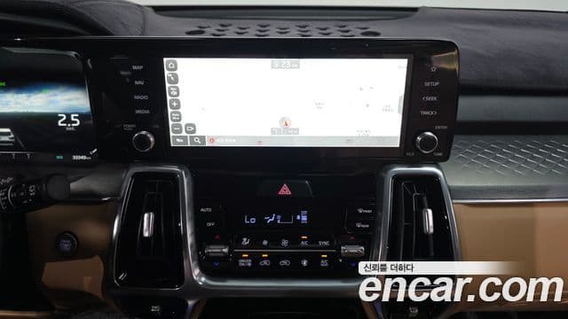 Kia Sorento 2022 — Фото 14/20