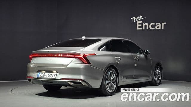 Kia K8 2021 — ფოტო 2/20