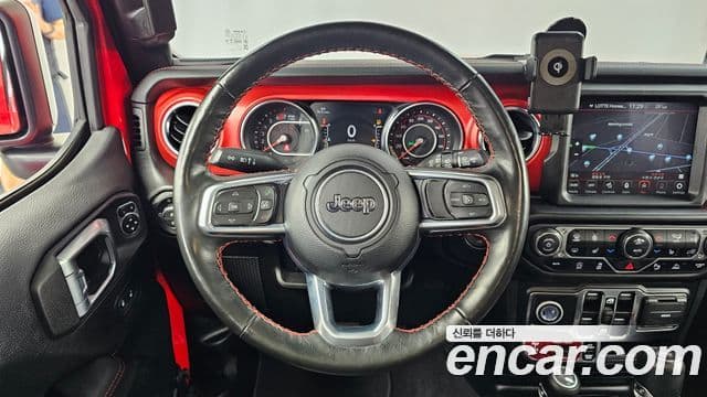 Jeep Wrangler 2022 — ფოტო 15/20