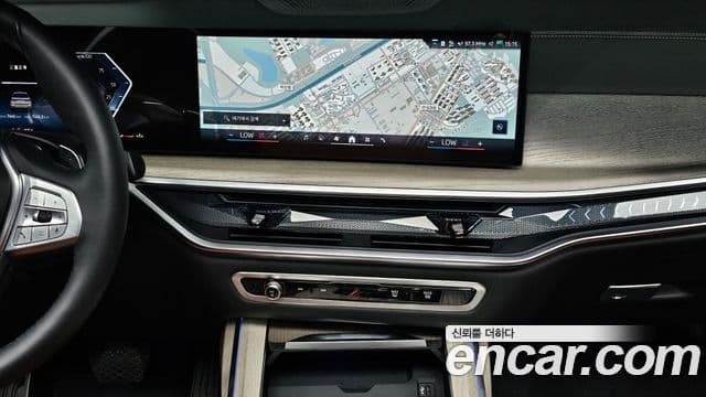 BMW X7 2025 — ფოტო 13/20
